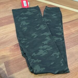 Spanx camp green leggings NWT